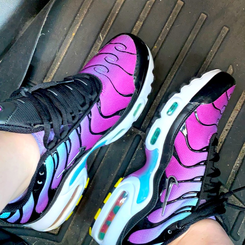 Nike air max brand new worn one time